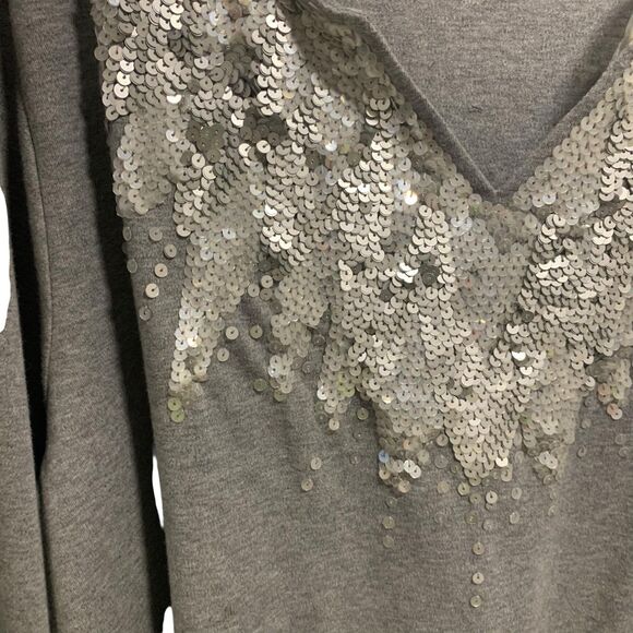 Quaker Factory Womens Gray Sequined V Neck Top 3X Boho Luxe Casual Glam Party - Picture 2 of 7